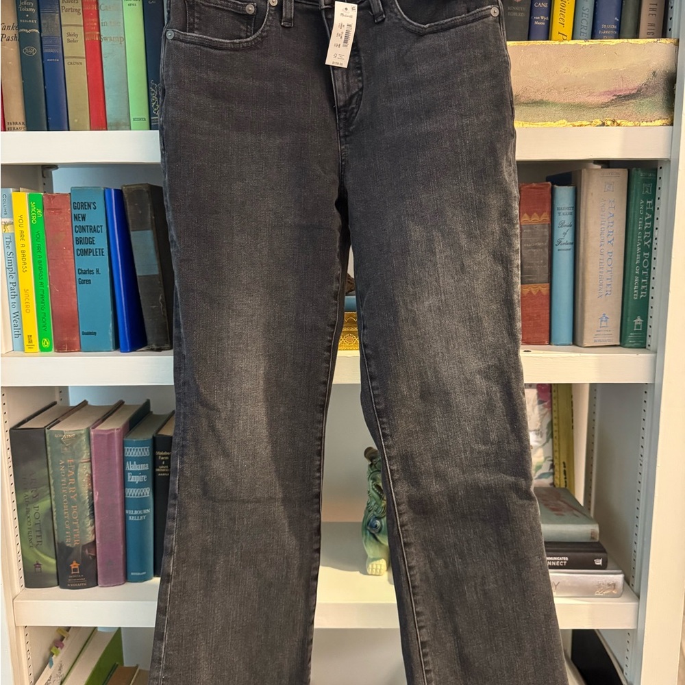 Madewell Women's Cropped Kick Crop Jeans in Black
